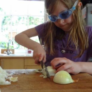 Chopping onions in swimming goggles